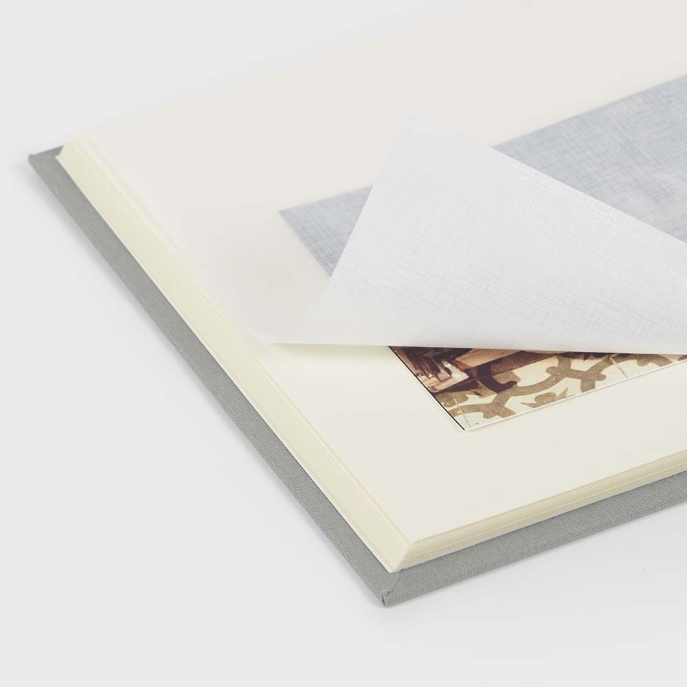 Photo album 20x24 ivory interior
