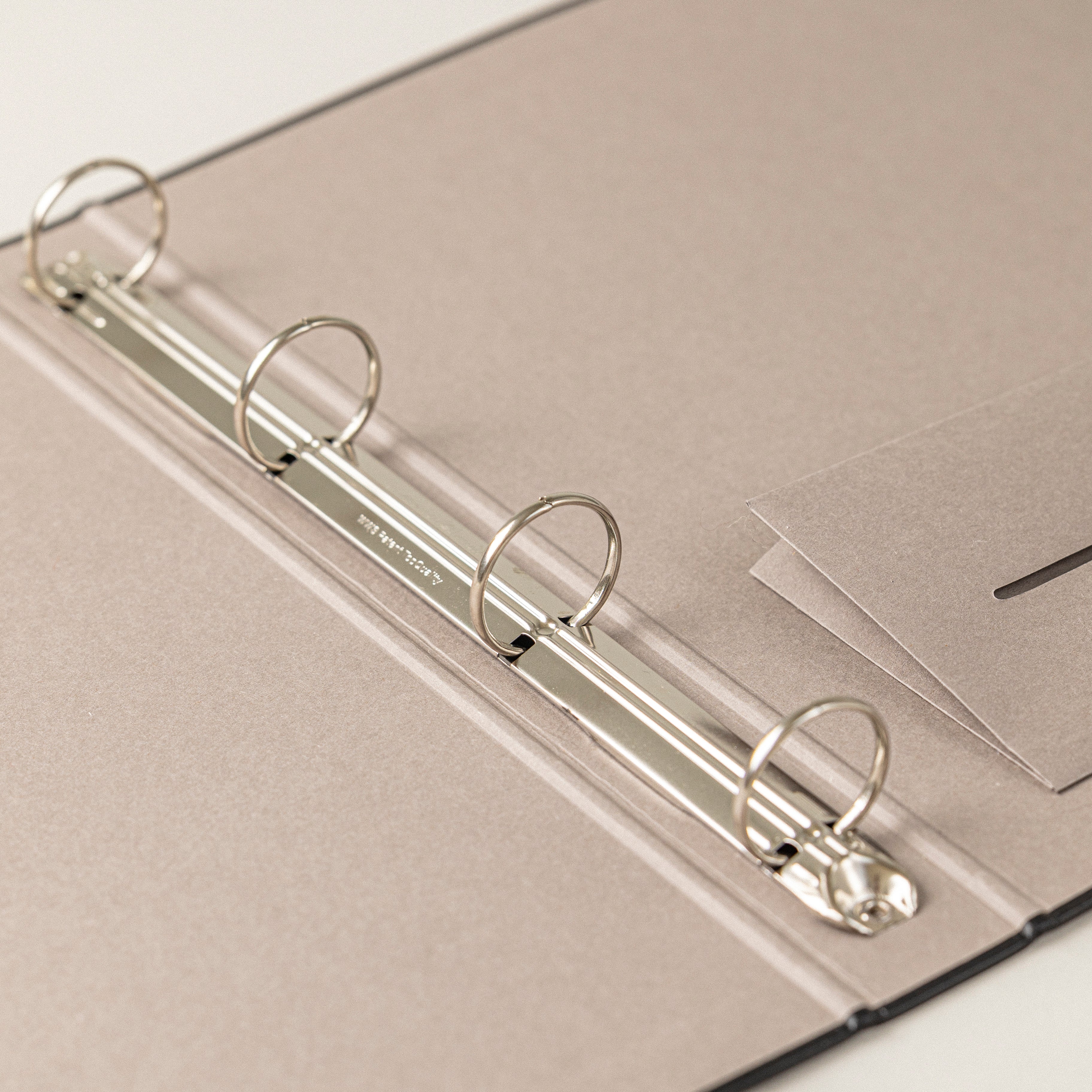 Archivador carpesanos, para escribir como en un cuaderno tipo oxford. Un carpesano recargable con anillas A4.