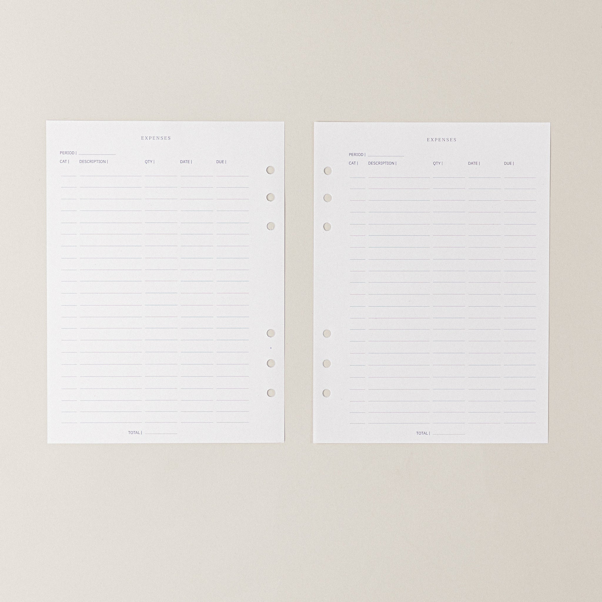 Recambio de papel reciclable con balance de gastos para organizacion