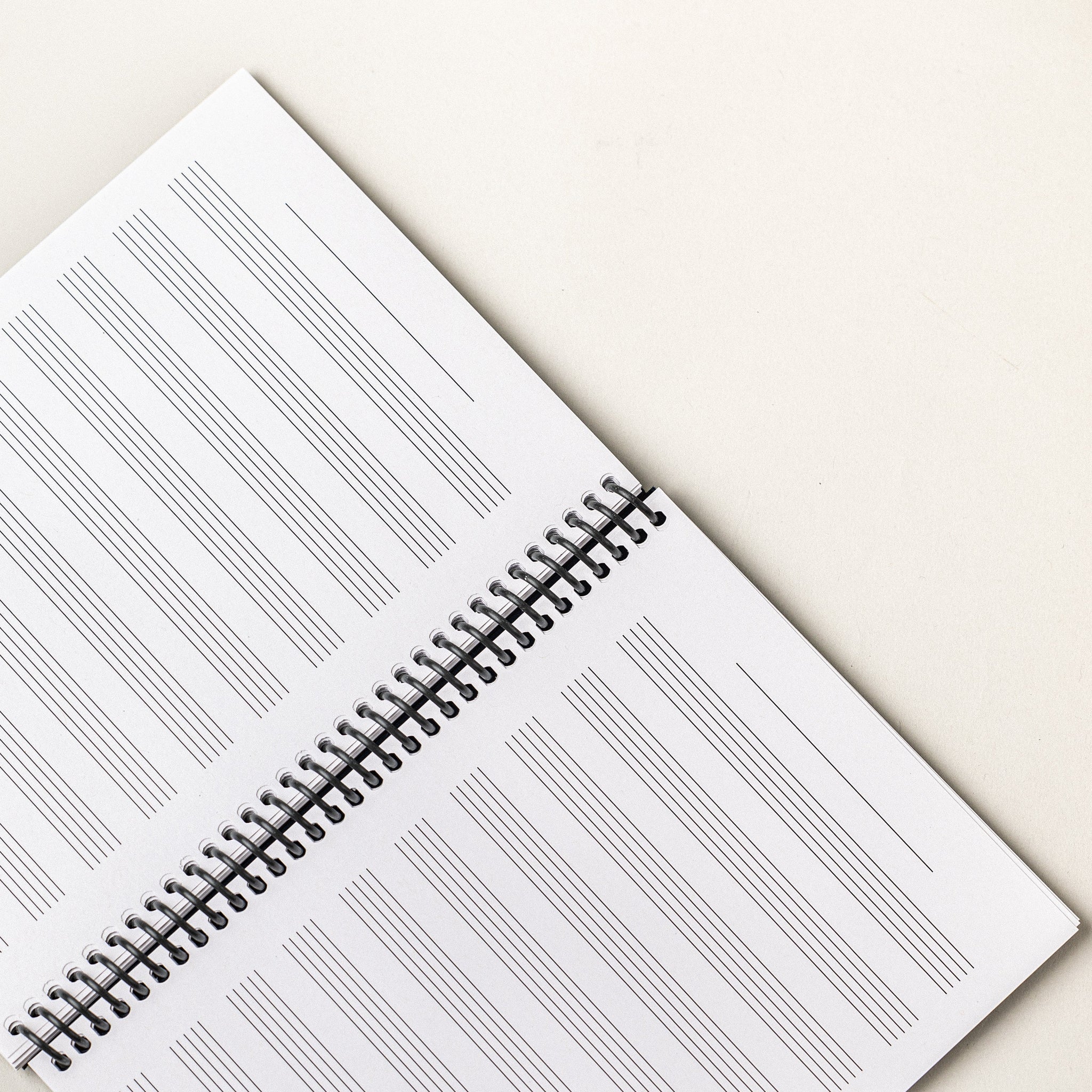 Libreta de musica con pentagramas A5