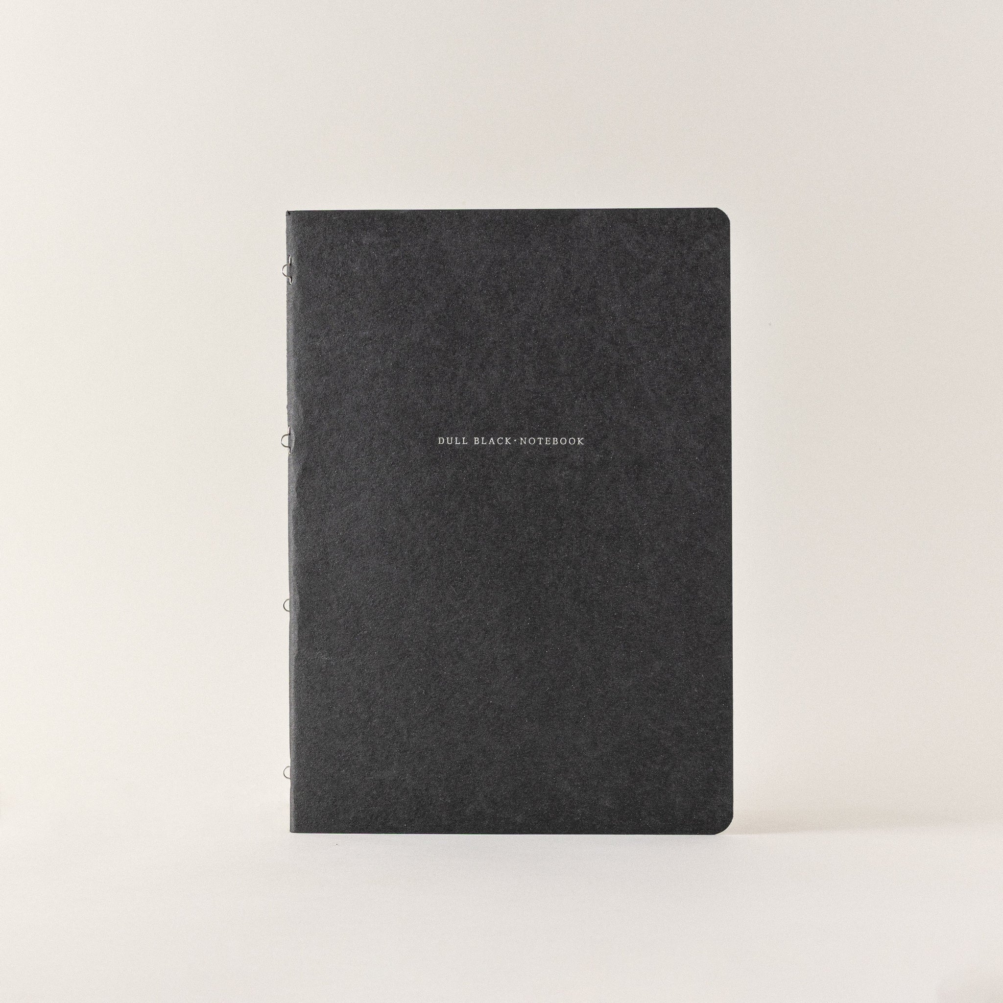 Libretas personalizadas con tres colores notas pequeñas para escribir en una libreta bonita y mantener un 2022 planificador. Archivador carpesanos, para escribir como en un cuaderno tipo oxford. Un carpesano recargable con anillas A4.
