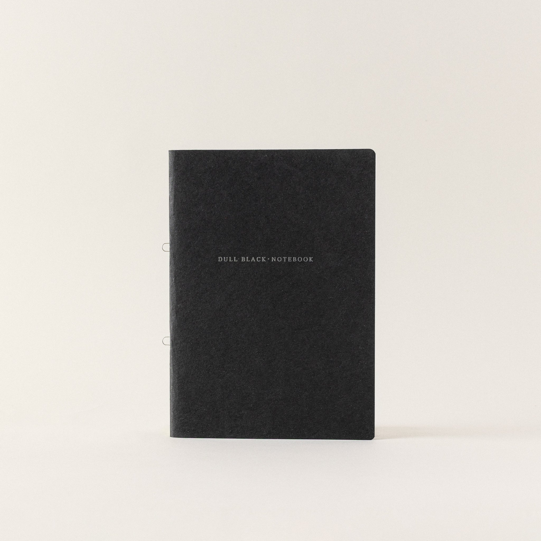 Libretas personalizadas con tres colores notas pequeñas para escribir en una libreta bonita y mantener un 2022 planificador. Archivador carpesanos, para escribir como en un cuaderno tipo oxford. Un carpesano recargable con anillas A5