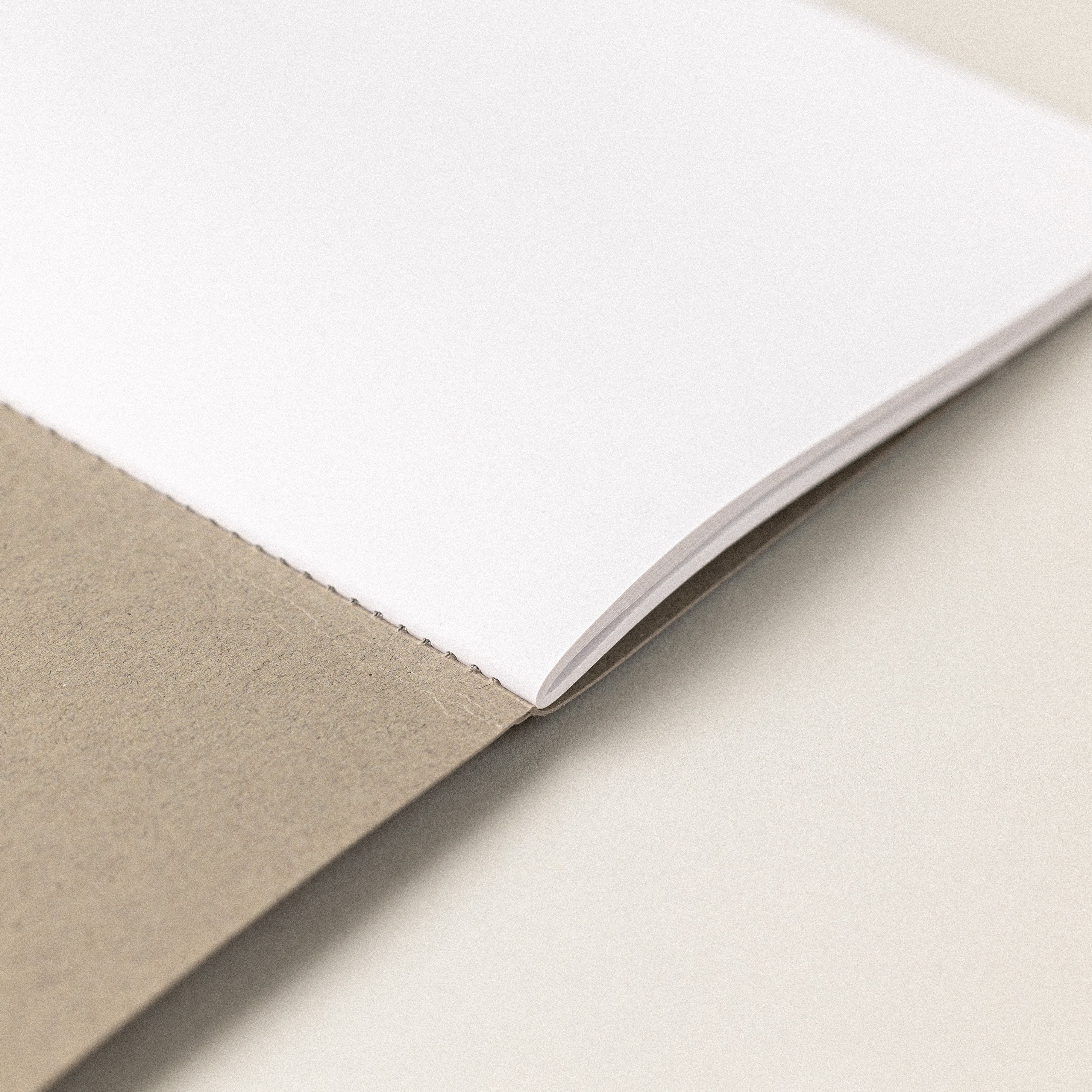 Libretas personalizadas con dos libretas de notas pequeñas para escribir en una libreta bonitas y mantener una agenda este 2022 original. Libretas din a4.