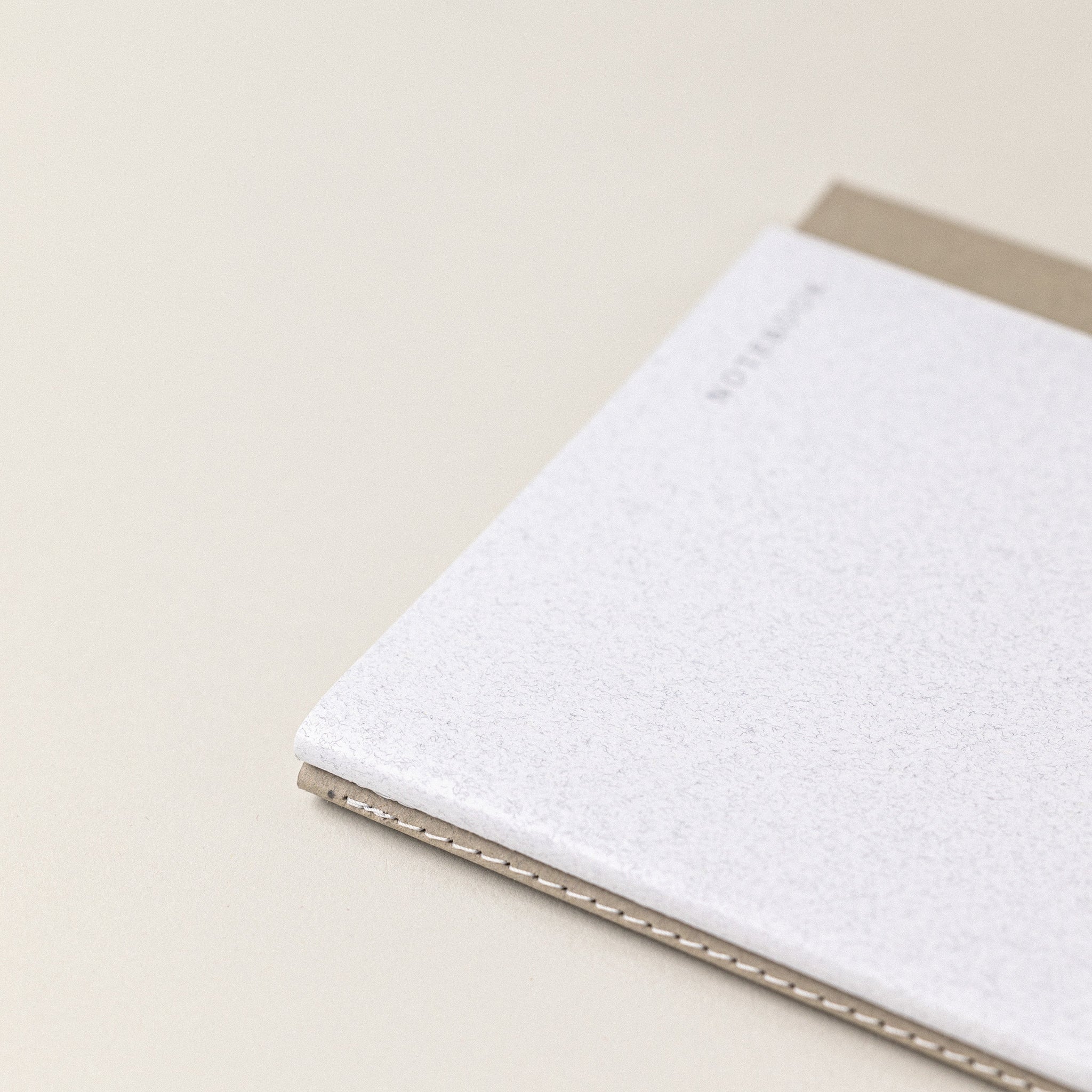 Libretas personalizadas con dos libretas de notas pequeñas para escribir en una libreta bonitas y mantener una agenda este 2022 original. Libretas din a4.
