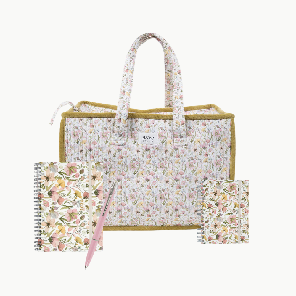 Pack Viaje "Spring Flowers" | Bolsa Viaje + Agenda A6 + Libreta A5 + Bolígrafo