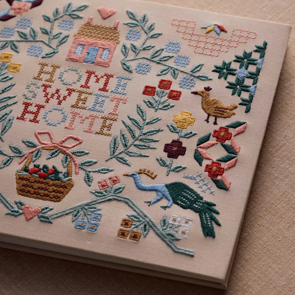 Libro de invitados en tela bordada - Home Sweet Home- Rifle Paper Co