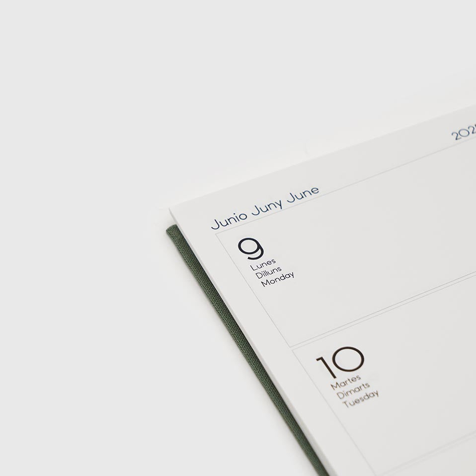 A6 academic diary 2025-2026 16 months