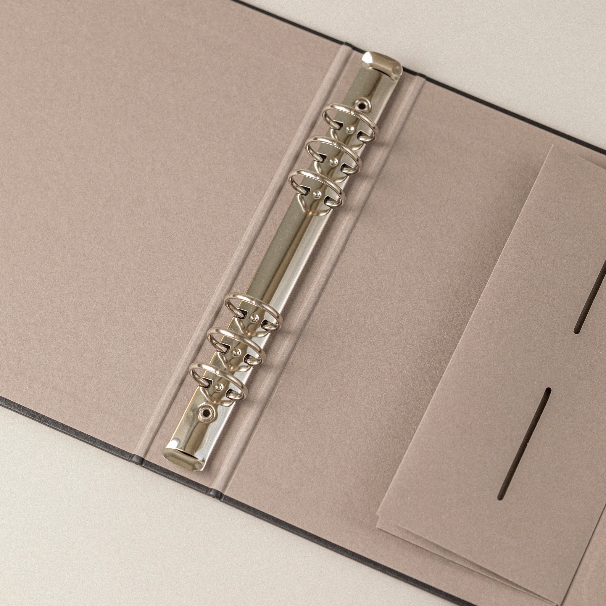 Archivador carpesanos, para escribir como en un cuaderno tipo oxford. Un carpesano recargable con anillas A5.