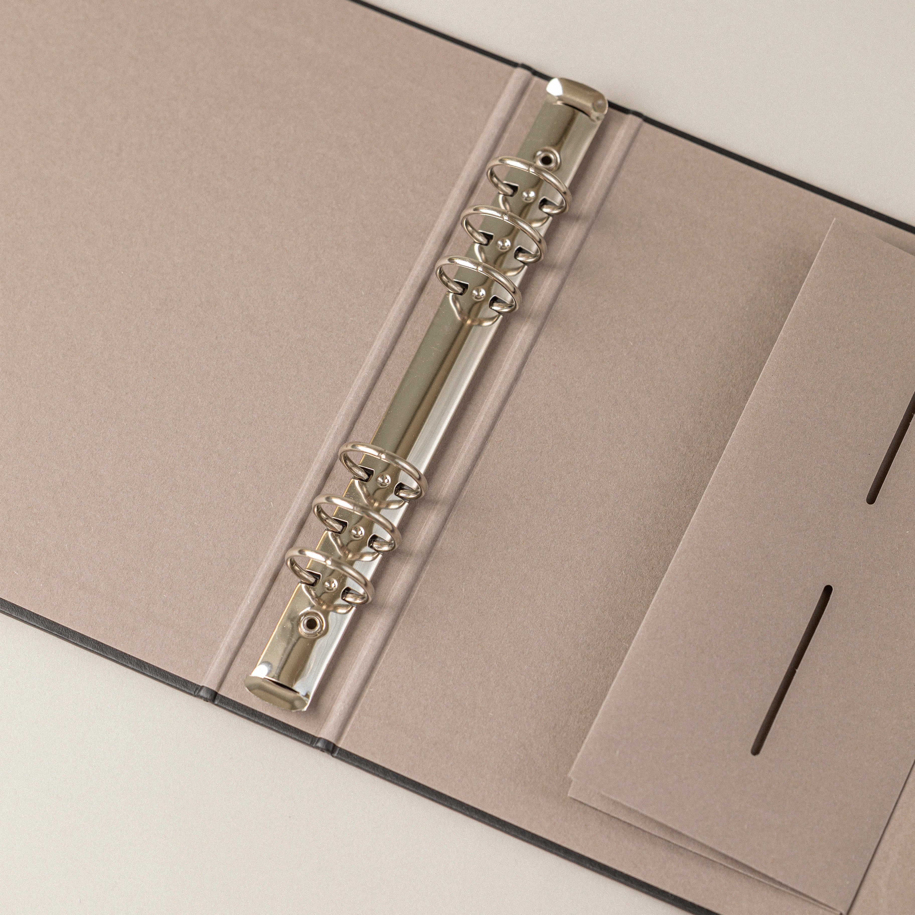 Archivador carpesanos, para escribir como en un cuaderno tipo oxford. Un carpesano recargable con anillas A5.