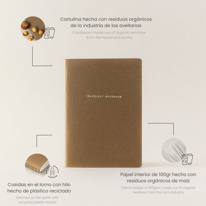 Pequeña libreta de notas de papel de avellanas
