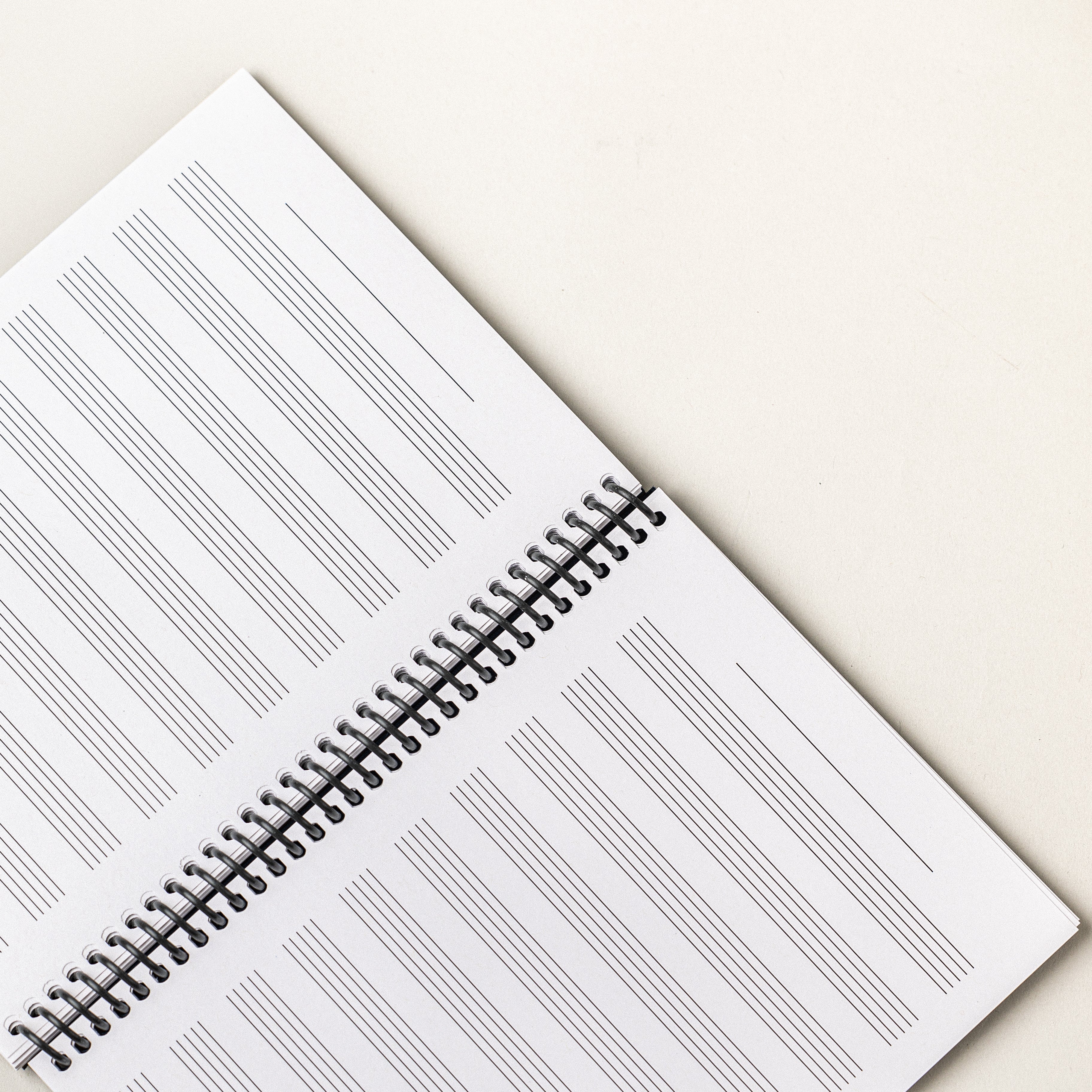 Libreta de musica con pentagramas A5