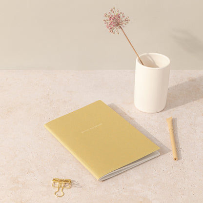 Pequeña libreta de notas sostenible 
