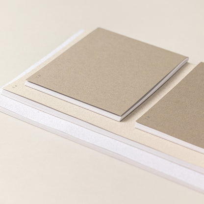 Libretas personalizadas con cuatro libretas de notas para escribir en una libreta bonita y mantener un 2022 con planificador. Planner original 4 en 1 reciclado y sostenible con todo list, notes y plan semanal.