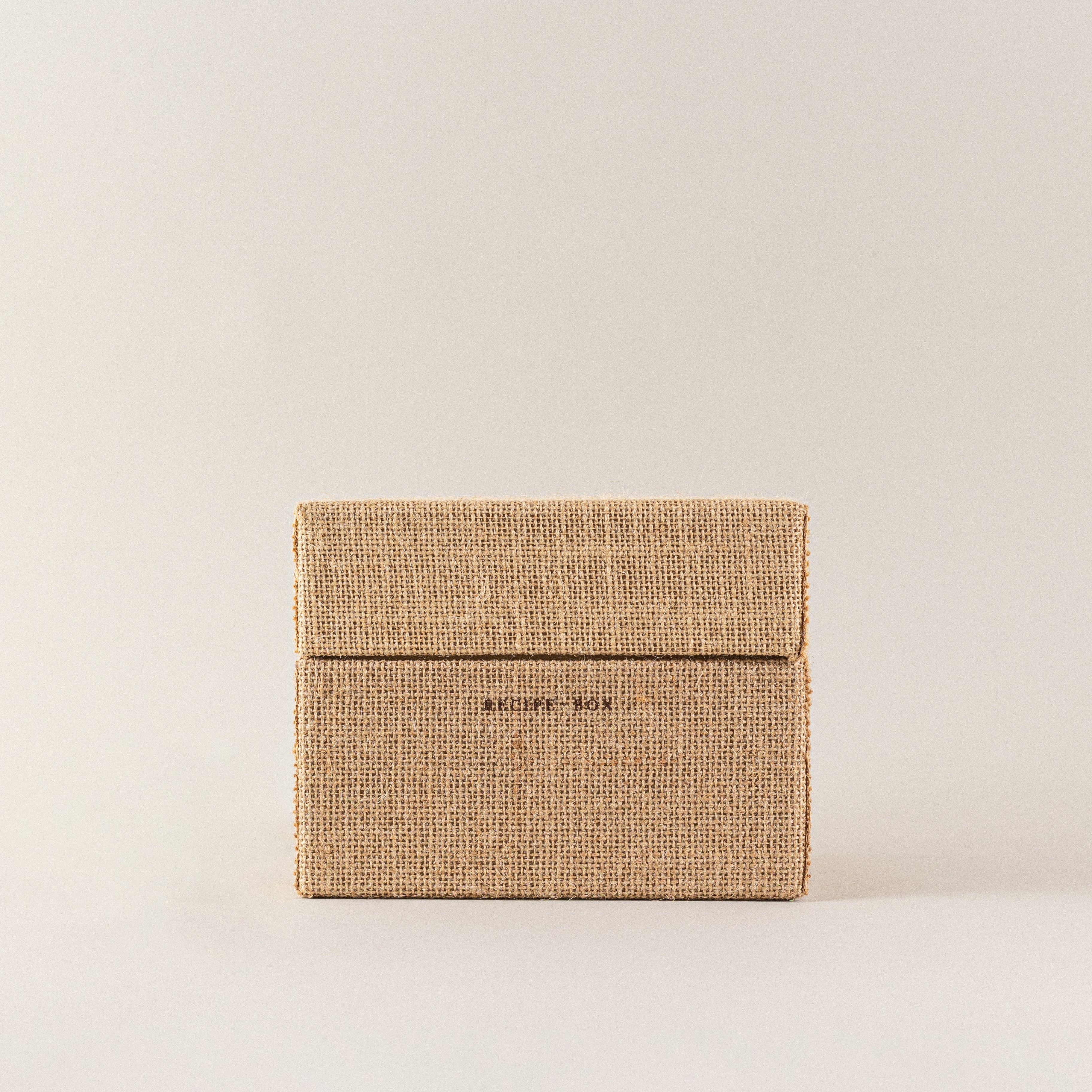 Diseño caja de recetas para recetarios hecho a mano, artesanal para crear ficha de recetas con diseño para escribir tus recetas semanales en muchas sostenibles hechas de papel de piedra.