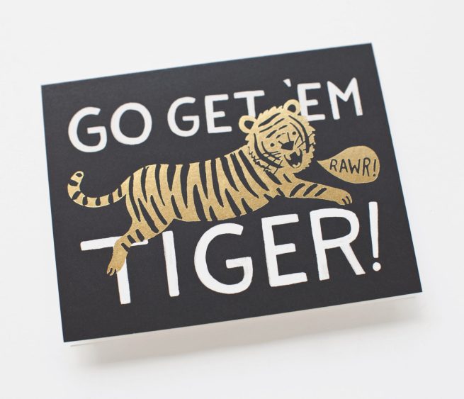 Tarjeta Postal Aliento - Go Get 'Em Tiger - Rifle Paper Co - Imagen 3